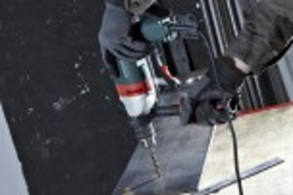 Дрель безударная сетевая METABO BE 75-16 односкоростная  600580000
