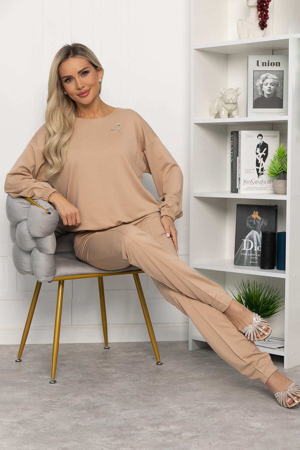 Костюм Она (бежевый) К13720-15М LT Collection