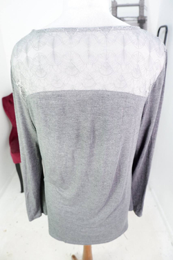 Блузка для повседневного гардероба, визуально на 50 размер