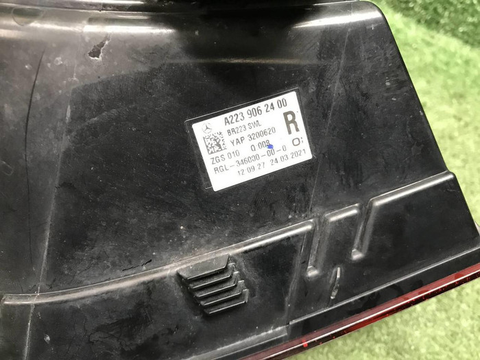 Фонарь правый внешний Mercedes S W223 (2020-н.в.)