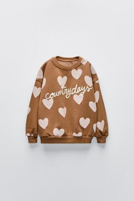 ZARA ТОЛСТОВКА С ПРИНТОМ «СЕРДЕЧКИ» И ВЫШИВКОЙ, КАРАМЕЛЬНЫЙ