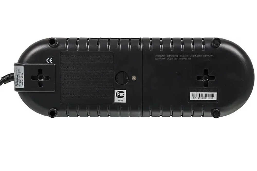 Источник бесперебойного питания  Powercom WOW-700U