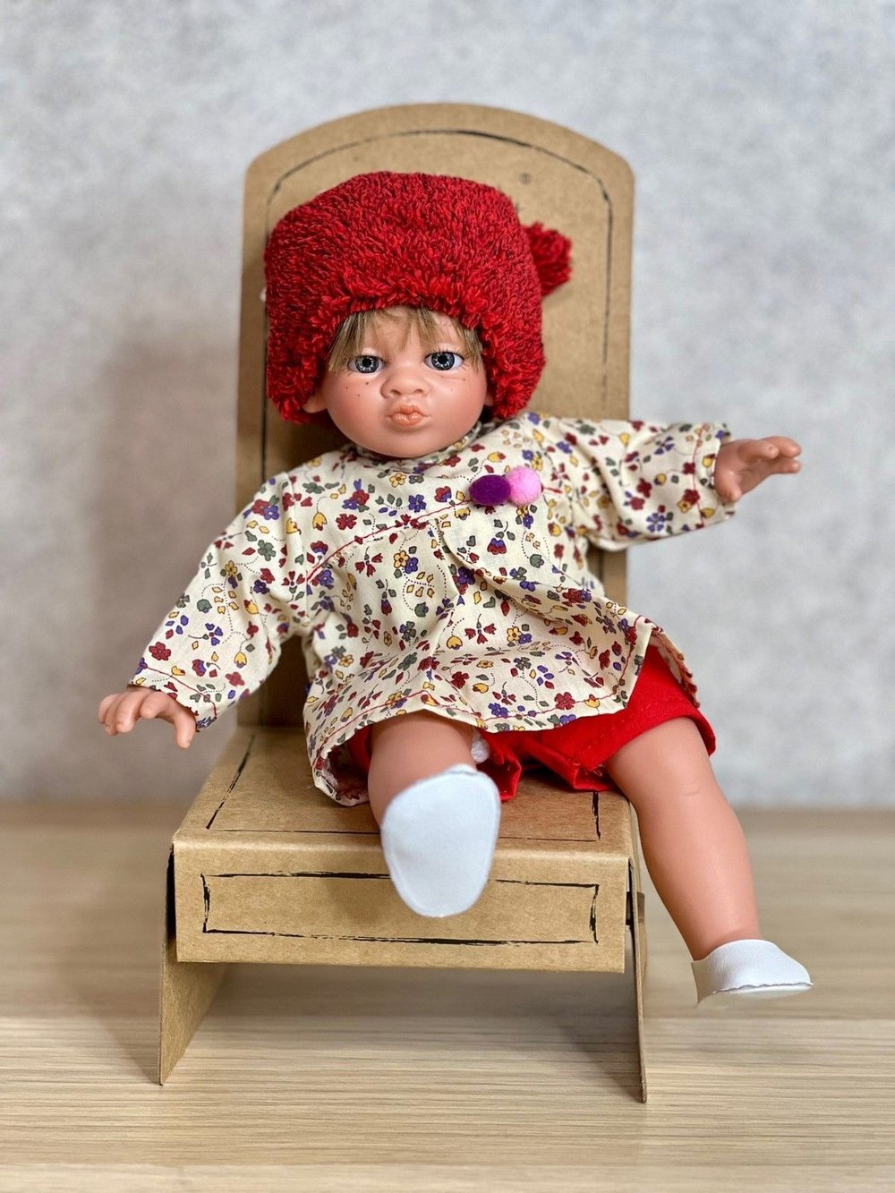 Кукла LAMAGIK мягконабивная  28см Gestito (10008)