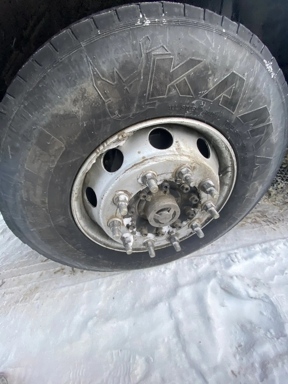 FAW J7 4x2 Седельный тягач CA4180P77K25E5 (Дизельный, 12,5 л, 553 л.с., АТ)