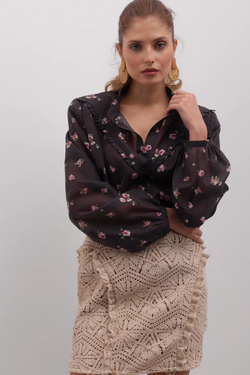 Блейзер из шелкового батиста на пуговицах