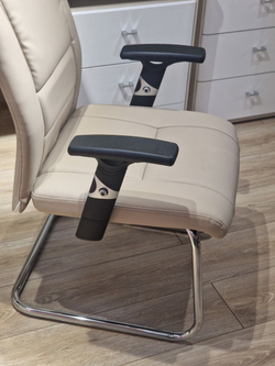 Кресло офисное 3138HB 282625 beige color LEATHER