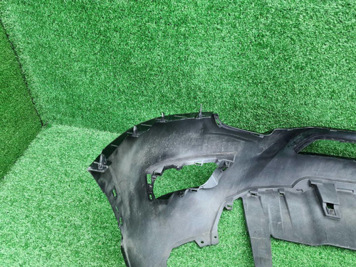 Бампер передний Toyota Land Cruiser 300 (21-нв)