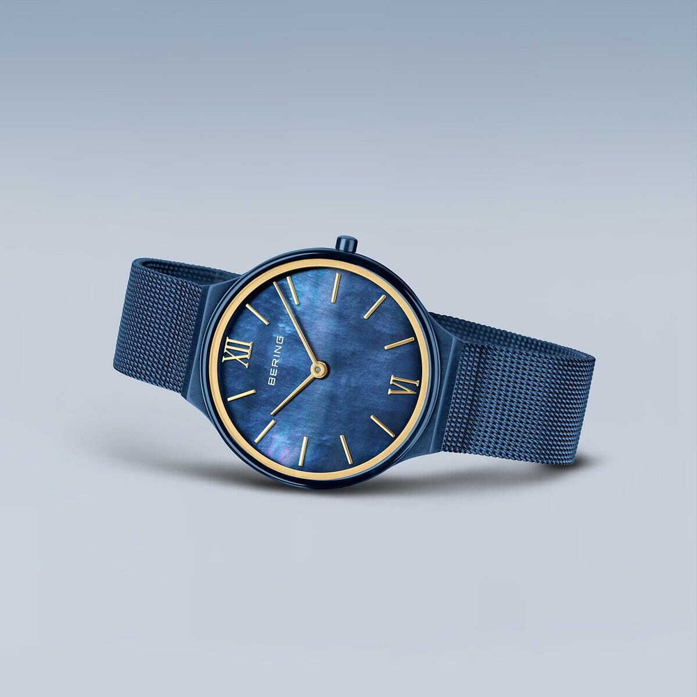 Женские наручные часы Bering 18434-397