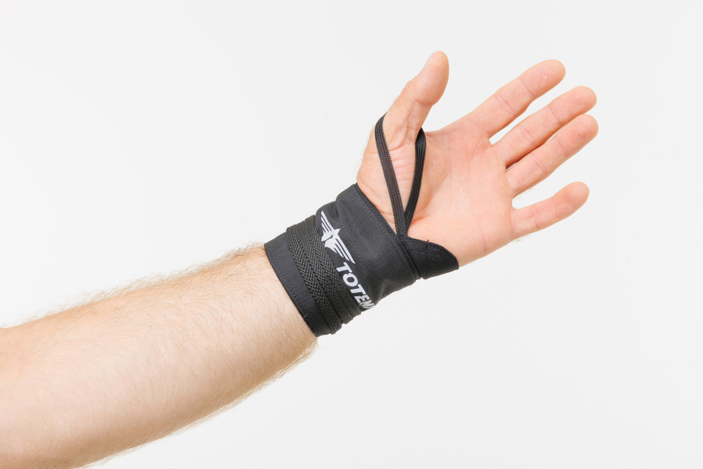 Кистевые бинты Totemic Clo неэластичные шнурковые, 8*56см, черные