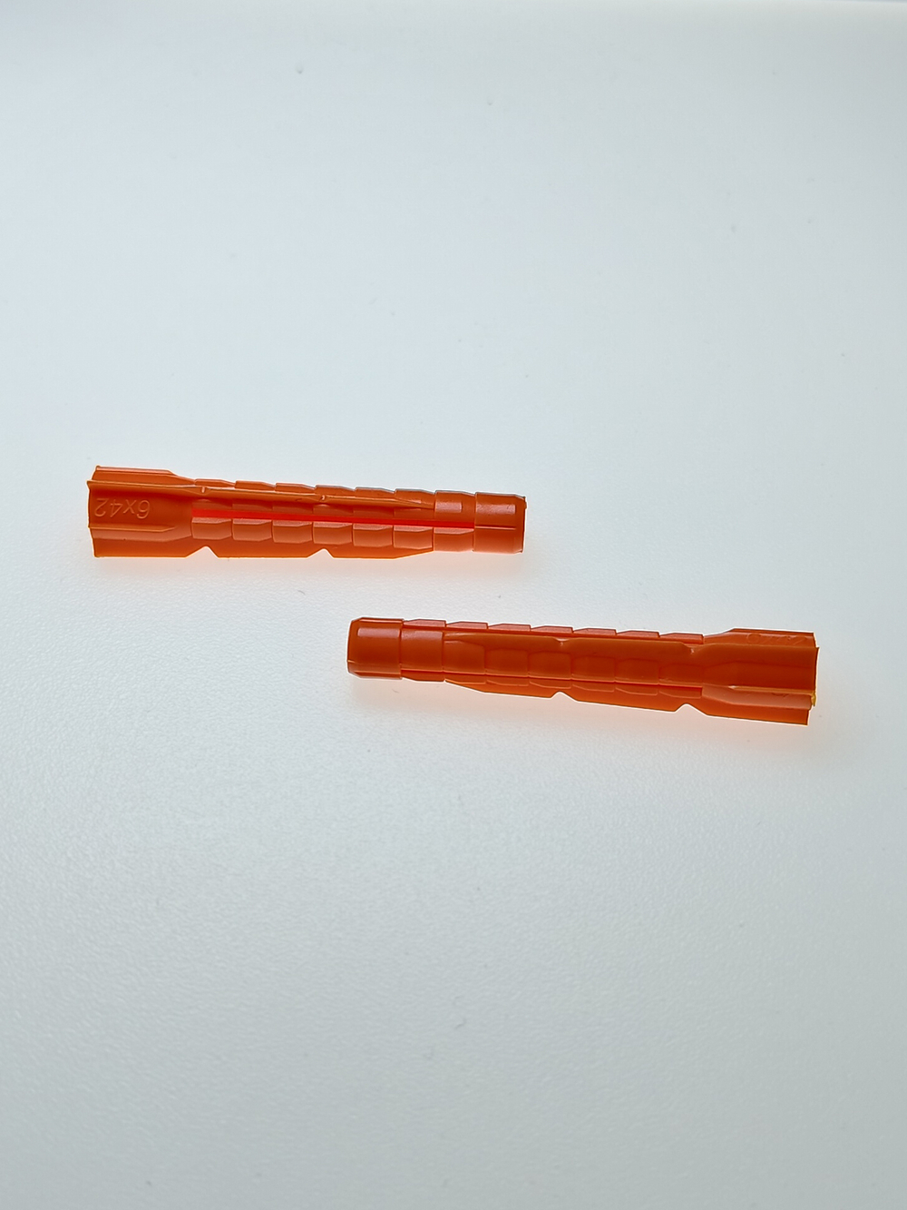 6х42 Дюбель универсальный U (50 шт.)