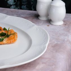 Блюдо овальное 36*27 см h2,8 см Aristocrat Noble [1]