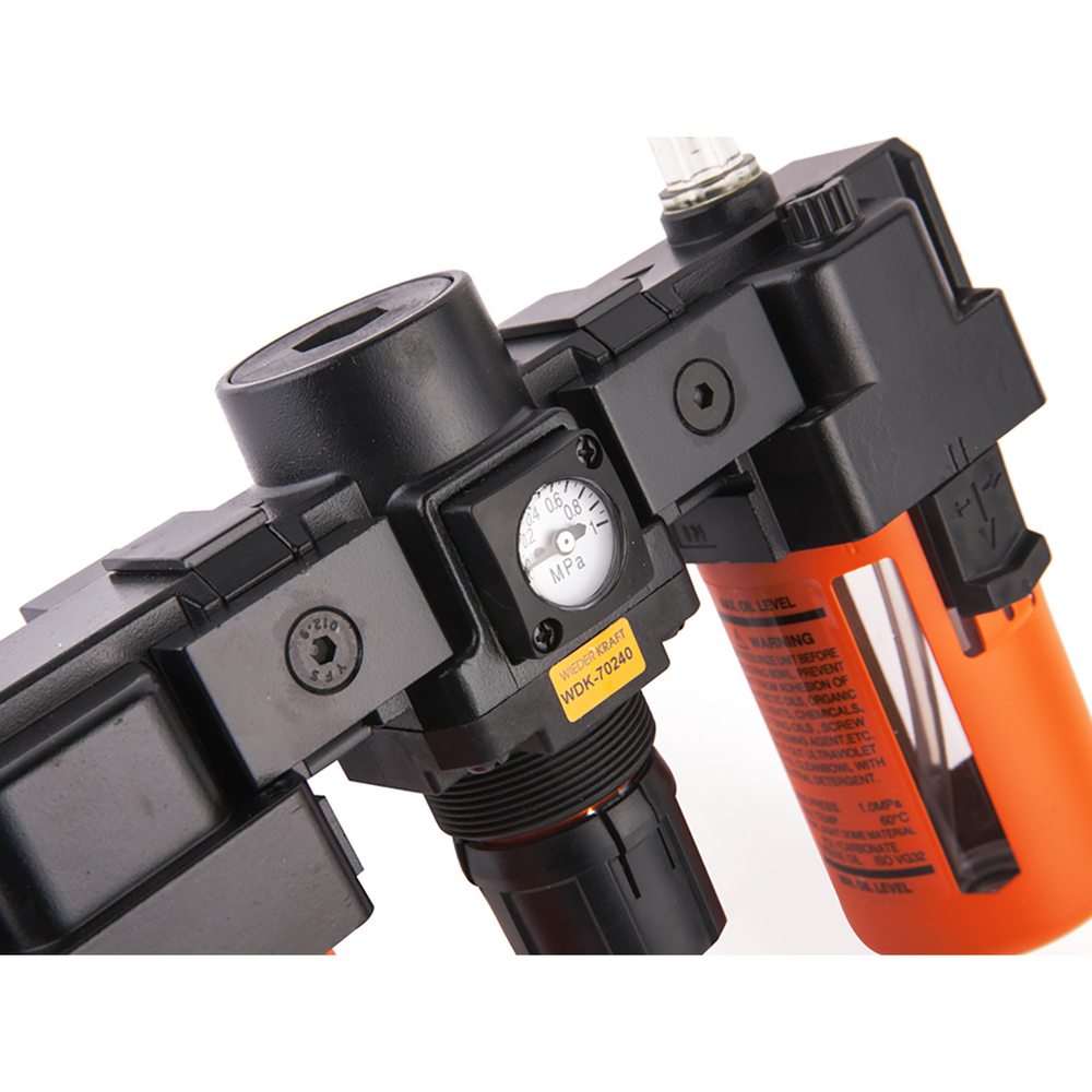 WDK-70240 Блок подготовки воздуха 1/2" с влагоотделителем, лубрикатором, регулятором и манометром