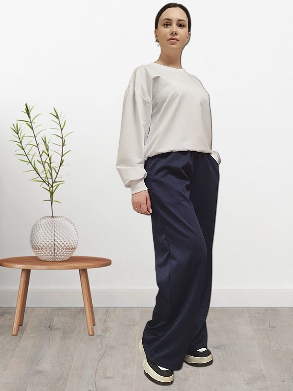 20621 Брюки женские палаццо трикотаж Диор темно-синий (54)