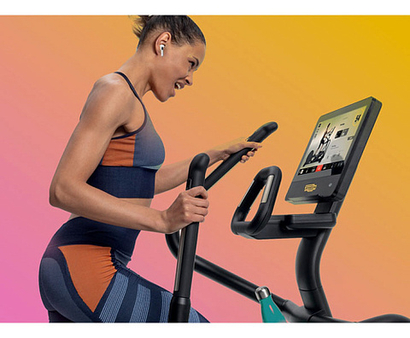 Эллиптический тренажер Тесhnоgym SYNCHRO EXCITE LIVE