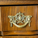 Винтажный комод в стиле Чипендейл