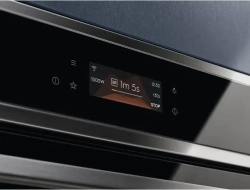 Встраиваемый электрический духовой шкаф Electrolux EOC8P39WX