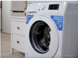 Стиральная машина INDESIT BWE 81282 L