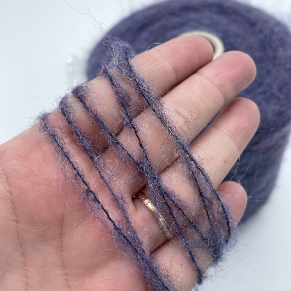 lanificioDell Olivo S.P.A. 20% кид мохер  20% меринос 15% вискоза 22% полиамид 23% полиакрил