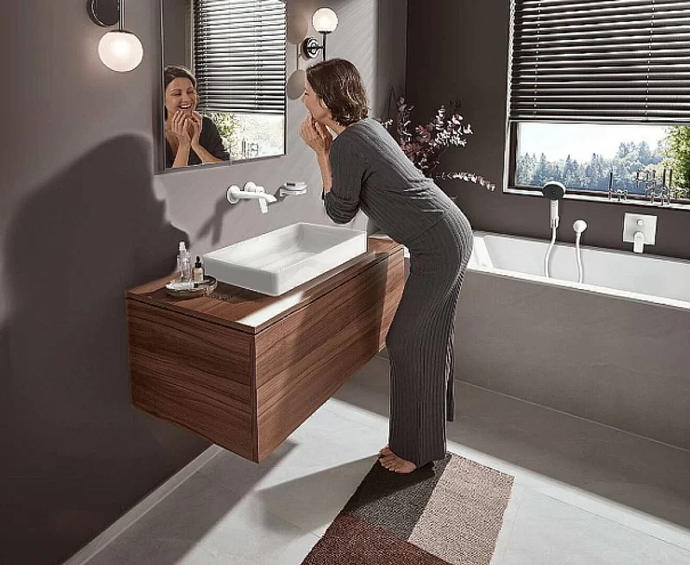 Смеситель для раковины Hansgrohe Vivenis 75050700 белый матовый