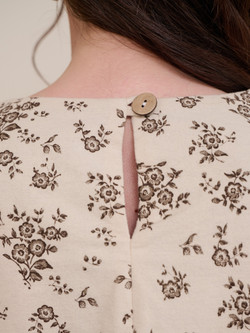 Блузка с баской с длинным рукавом