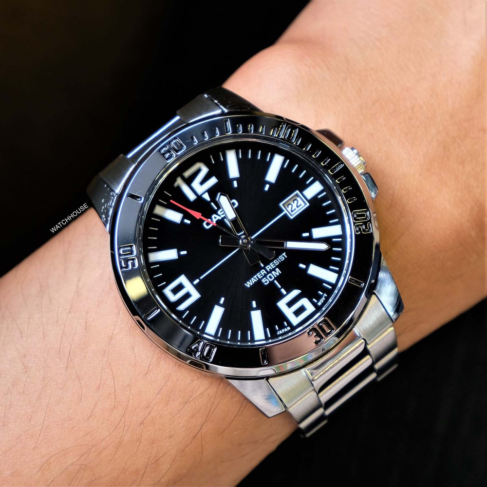 Часы Casio MTP-VD01D-1B