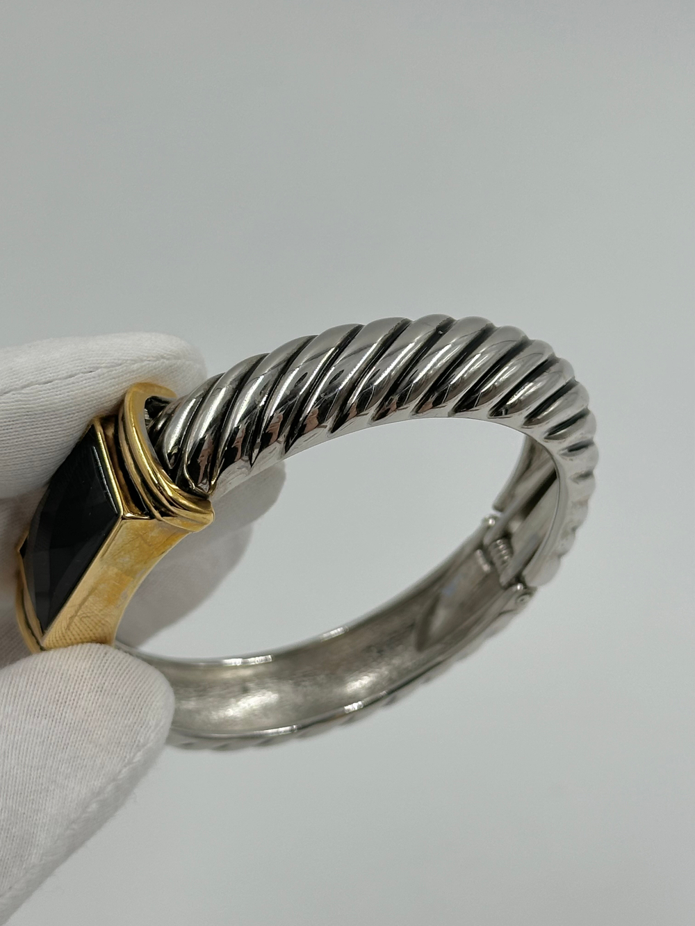 Браслет биколор с чёрной вставкой