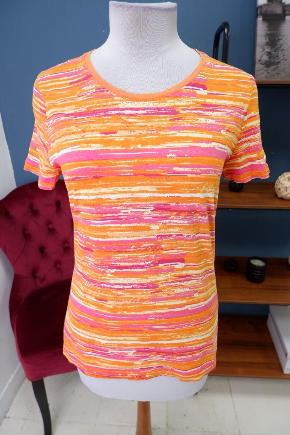 Футболка Charies Vögele пестрая 46 размер