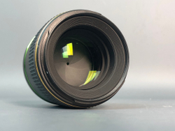 Pentax-DA 55mm 1.4 небольшой скрип при AF