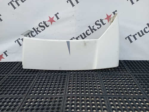 Спойлер кабины верхний левый 2018г.