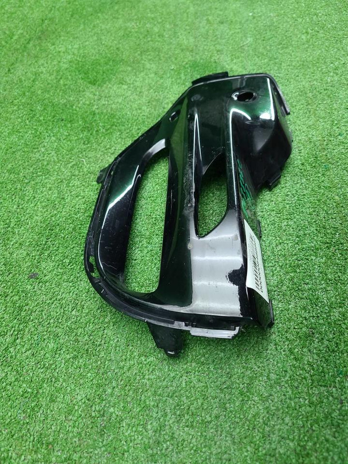 Накладка ПТФ правая BMW X5 G05 (18-23) M-paket