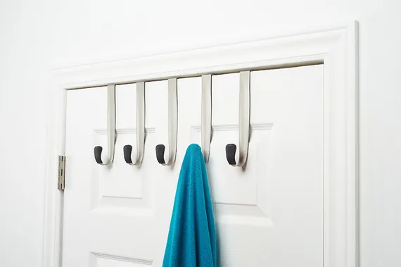 Вешалка надверная Schnook 5 крючков черная-никель