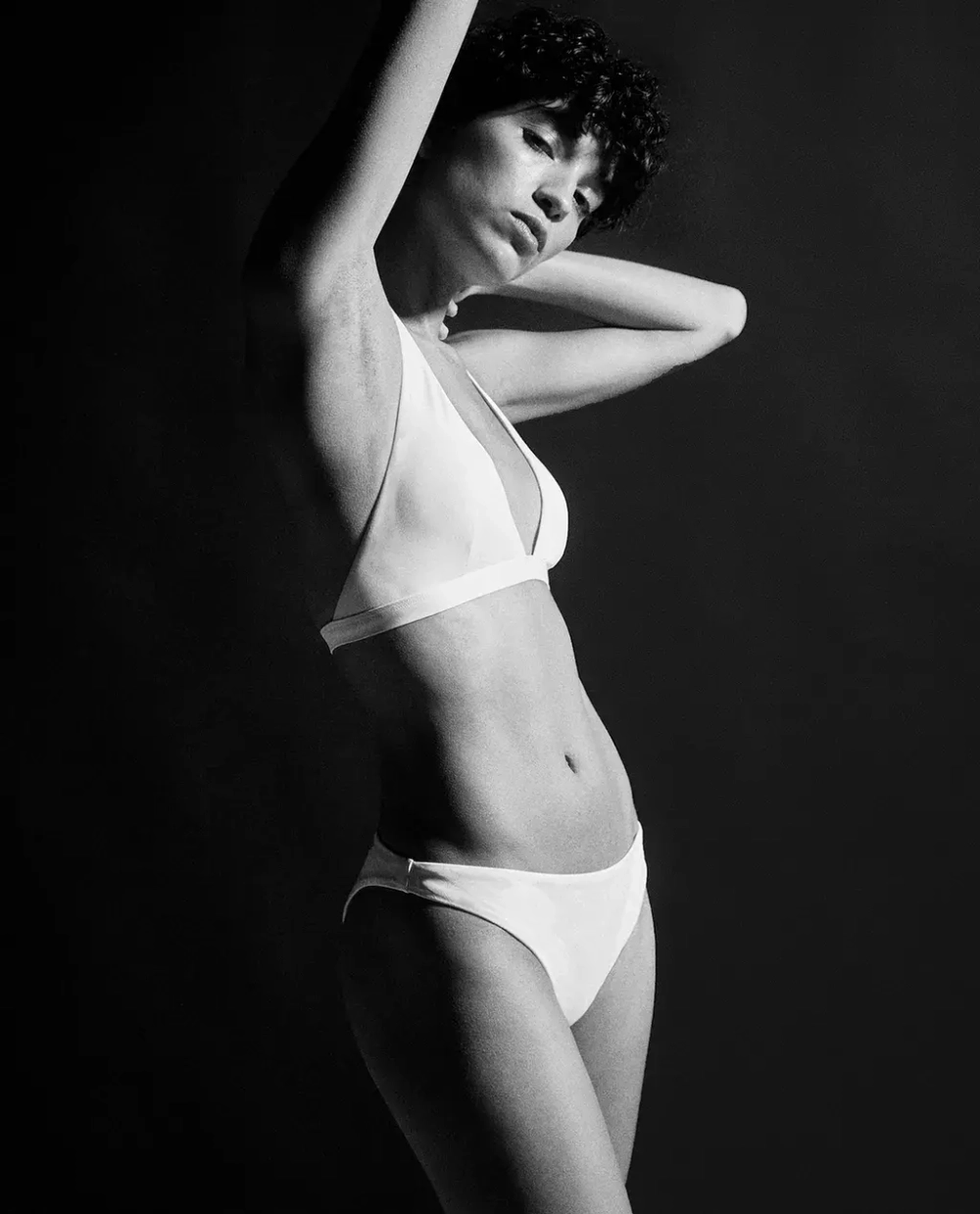 ZARA HOME КУПАЛЬНИК С АСИММЕТРИЧНЫМ ВЫРЕЗОМ, ЭКРЮ