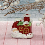 Фигурка с подсветкой Miracle «Зимний домик» 8,5*7,5 см