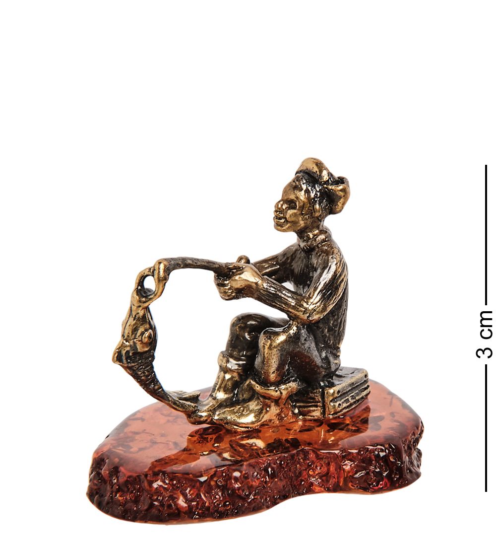 Народные промыслы AM- 527 Фигурка «Рыбак» (латунь, янтарь)