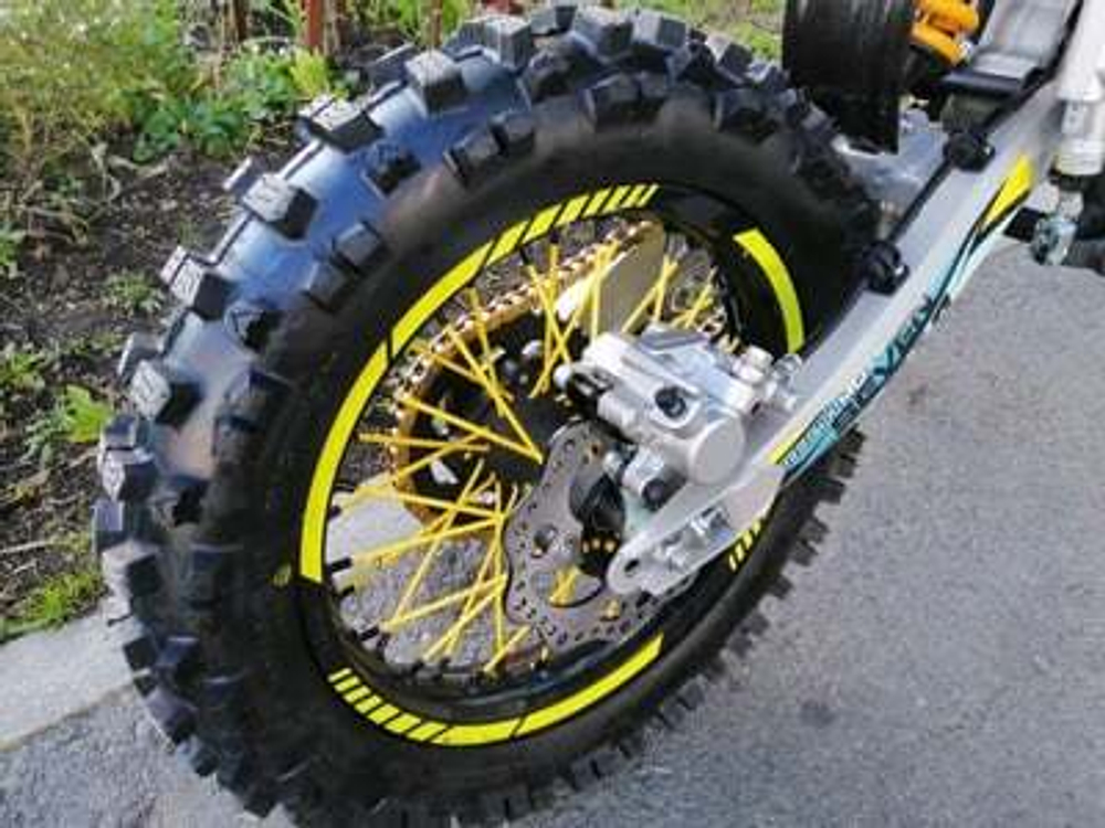 Мотоцикл REGULMOTO SEVEN 125E PITBIKE электростартер