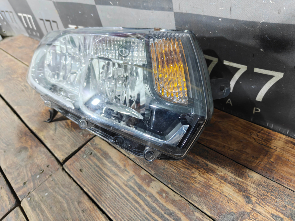 Фара правая LADA Largus 21-нв Б/У Оригинал 8450095268