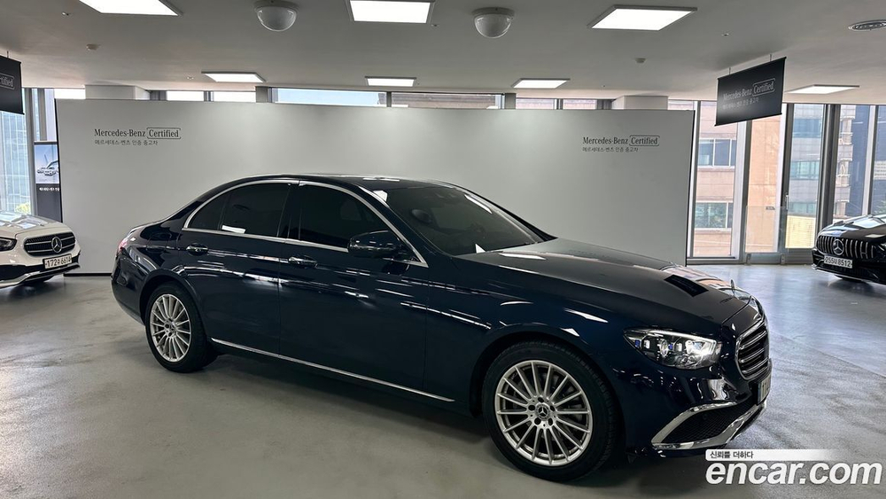 Mercedes-Benz E-Class W213 E220d 4MATIC Exclusive (08.2021)