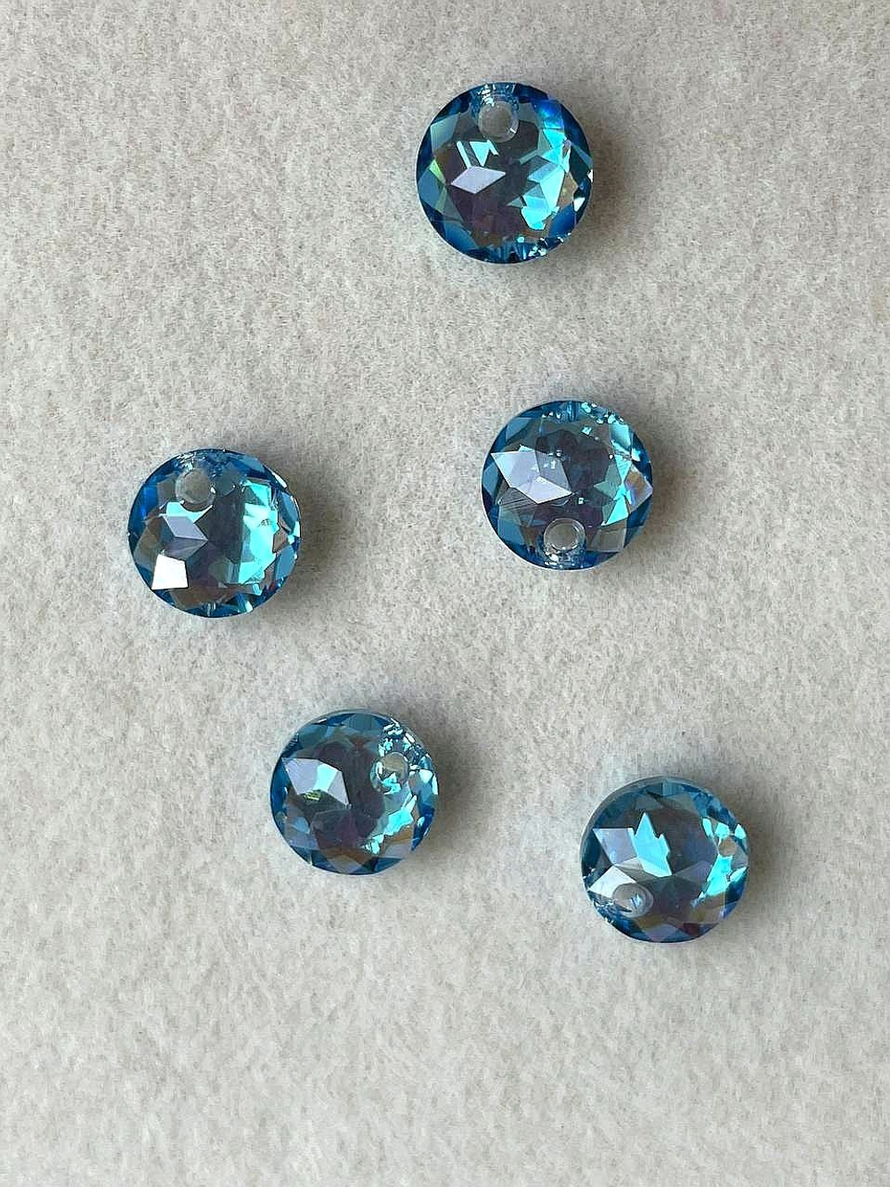 6430-aqua shim8 Кристалл "Круг" aquamarine shimmer 8мм, голубой с холодным отливом