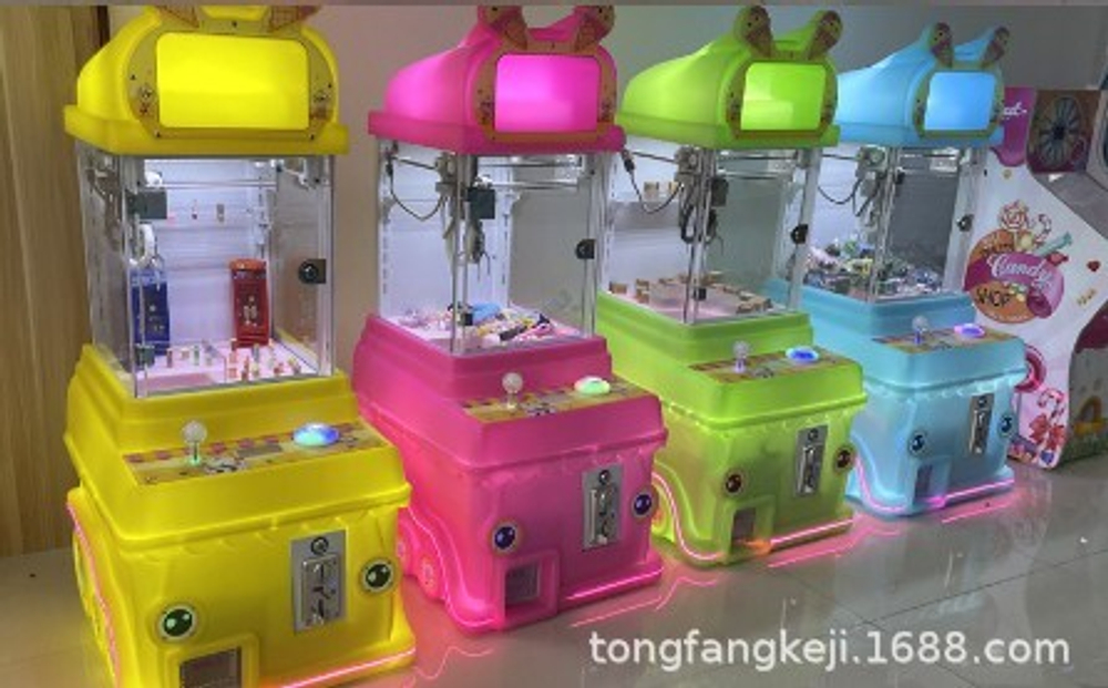Автомат с игрушками ICE CREAM TRUCK DOLL MACHINE