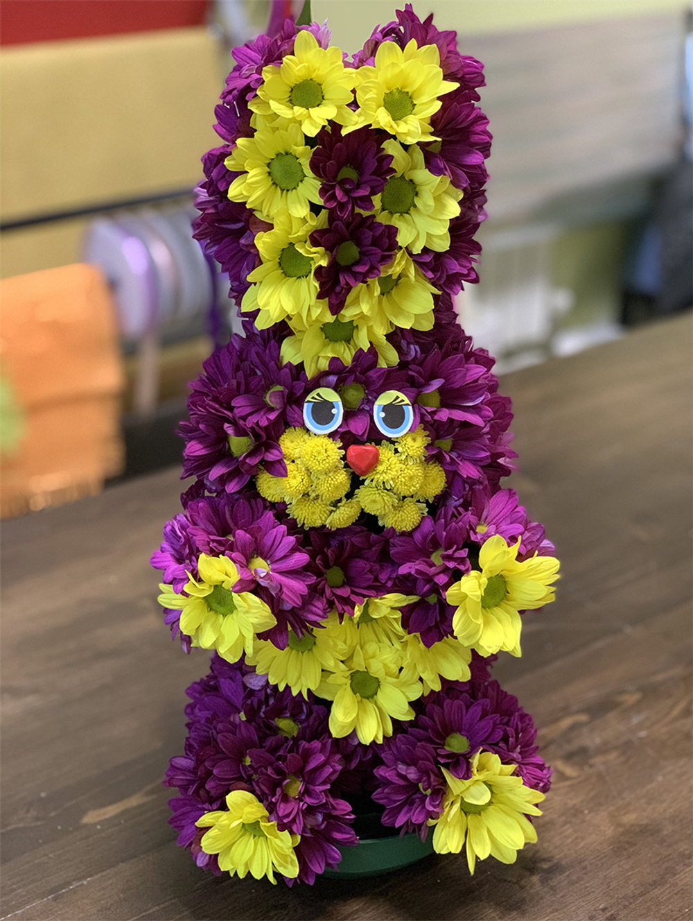 Игрушка из цветов "Заяц"