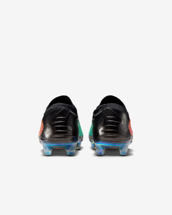 Бутсы Nike Phantom 6 Low Elite FG