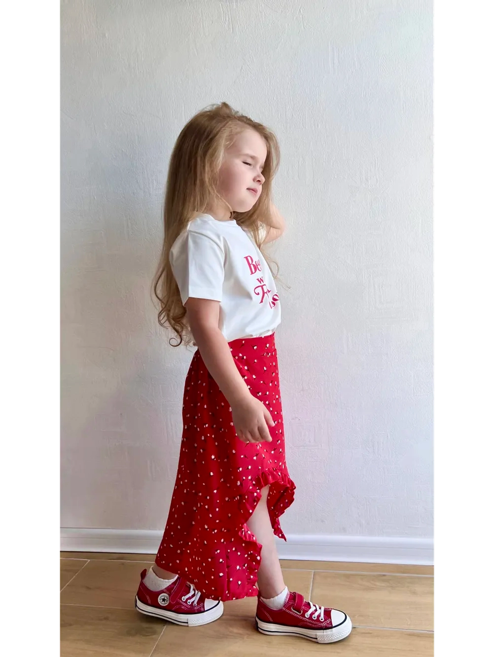 Костюм футболка с юбкой