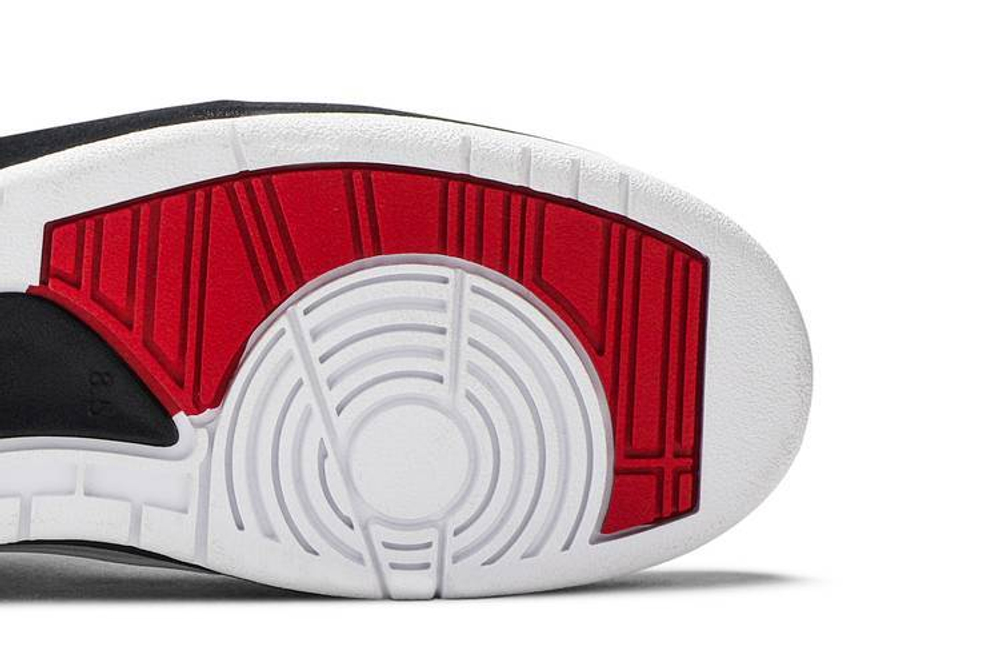Jordan Air Jordan 2 Retro Low Chicago 2016 Hyper Sneakers