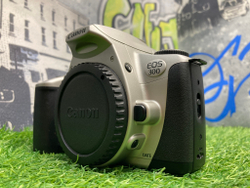 Canon EOS 300