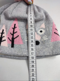 Шапка серая красивая на 4-5 лет