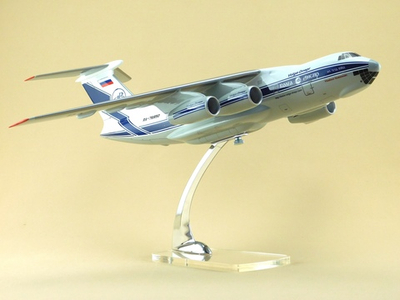 Модель самолета Ил-76ТД-90ВД (М1:100, Волга-Днепр, RA-76950)