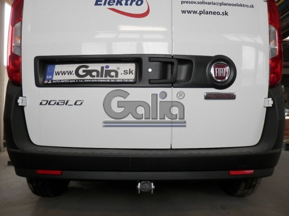 Фаркоп оцинкованный Galia F111A для FIAT Doblo 2010-, Opel Combo 2012-(паспорт и сертификат в комплекте)(без электрики)
