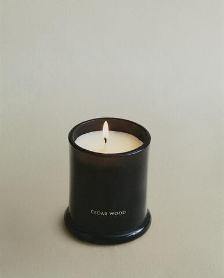 Zara Home Свеча ароматическая Cedar Wood 150 г, растительный воск, аромат древесный, Коричневый