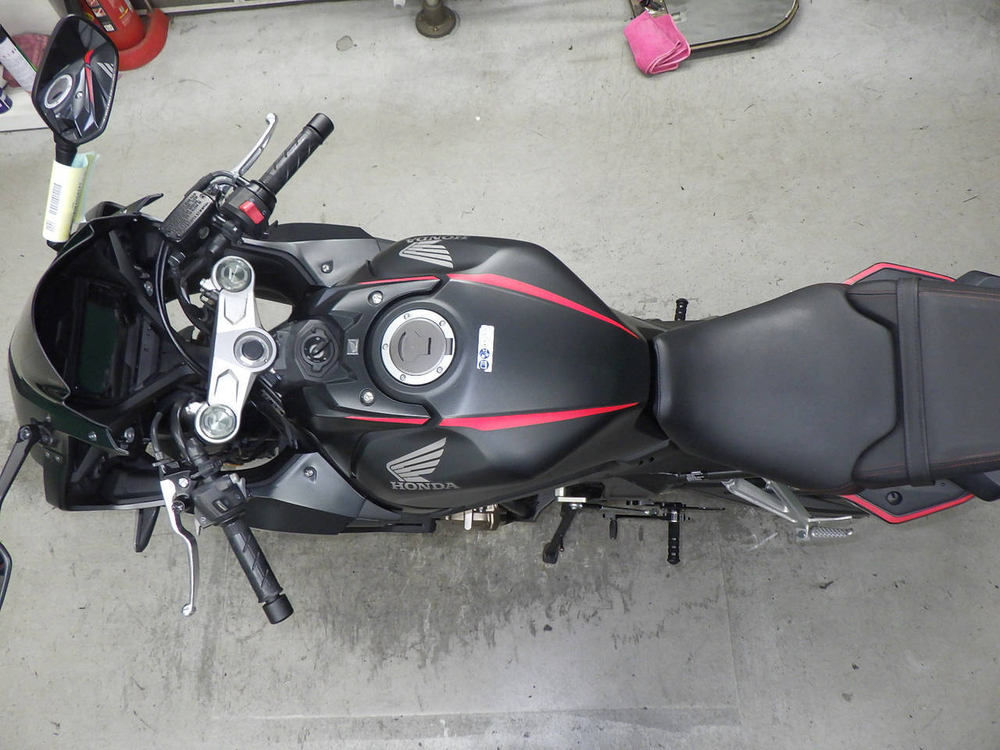 Honda CBR650R 050175