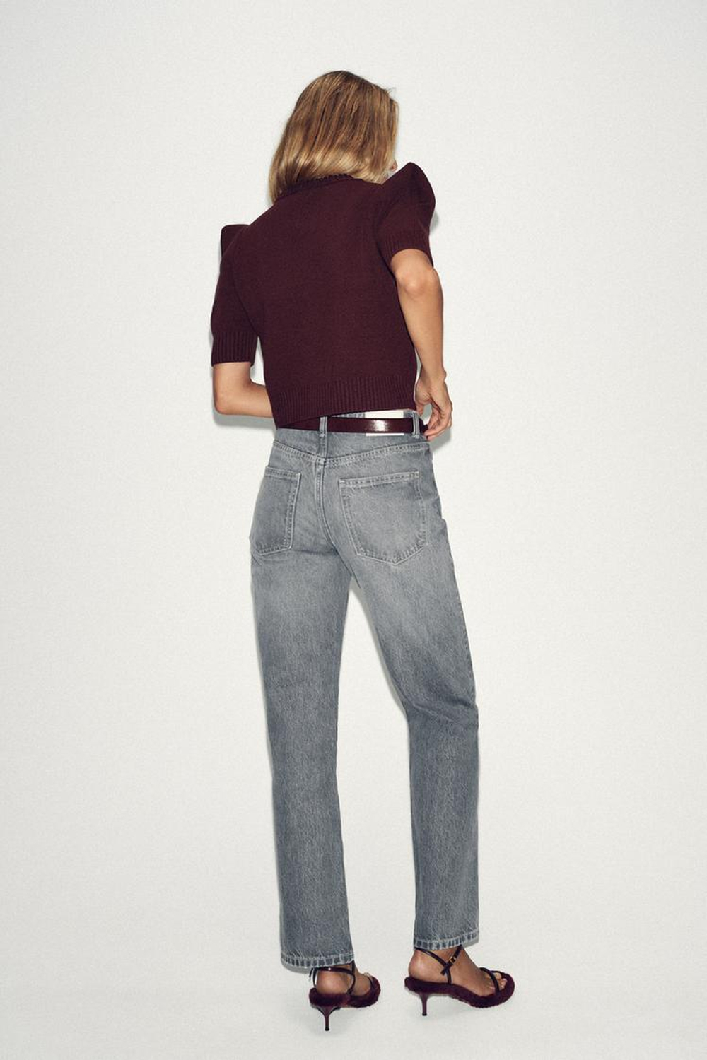 ZARA ТРИКОТАЖНЫЙ ТОП С КОРОТКИМИ РУКАВАМИ, ГРАНАТОВЫЙ